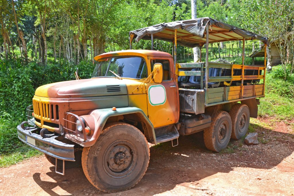 Rysk lastbil till Topes de Collantes, Escambray bergen